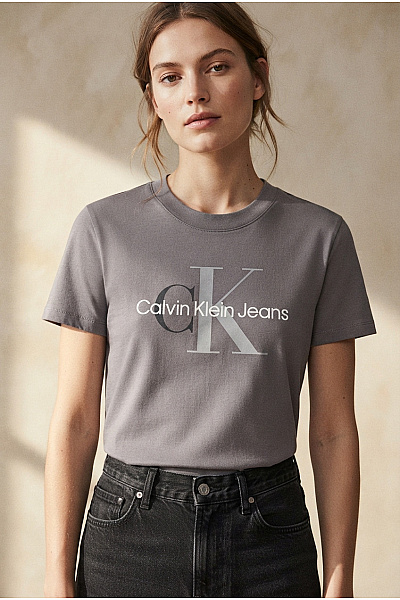 Calvin Klein Šedé Bavlněné Tričko S Krátkým Rukávem A Nápisem Vel. M