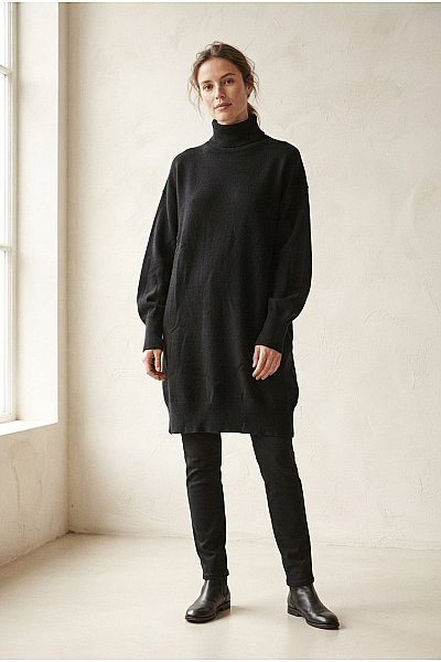Josefine Černý Kašmírový Rolák Oversized Velikost XL