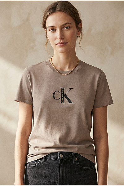 Calvin Klein Dámské Bavlněné Tričko S Krátkým Rukávem A Nápisem Hnědé Velikost S
