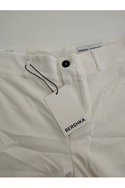 Bershka Bílé široké kalhoty s vysokým pasem Velikost EU 40 | Bershka | obrázek 2