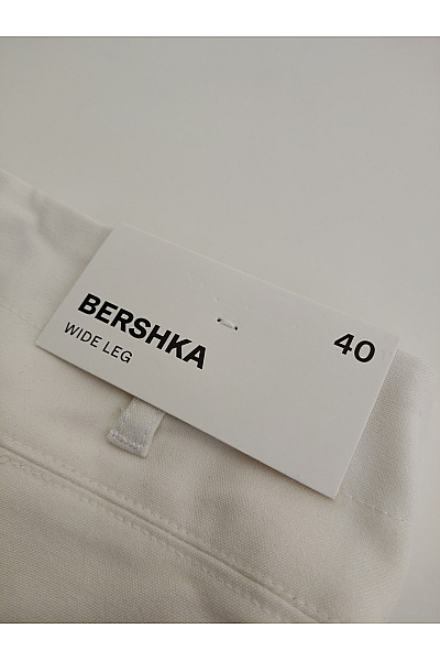 Bershka Bílé široké kalhoty s vysokým pasem Velikost EU 40 | Bershka | obrázek 8