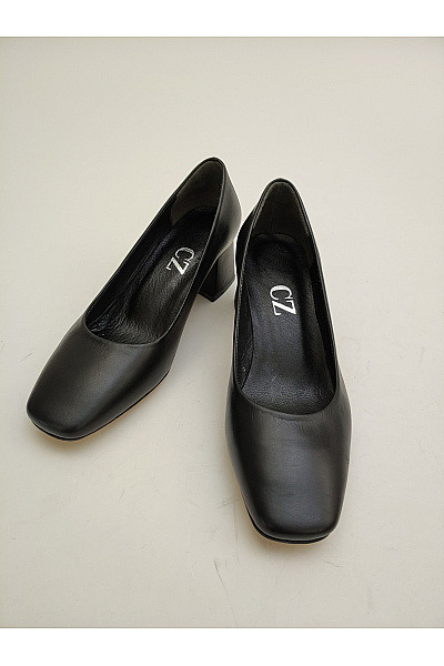 Callizio Černé elegantní lodičky na nízkém podpatku s plnou špičkou Vel. EU 37 | Callizio | obrázek 9