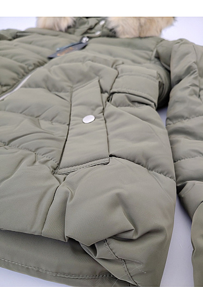ONLY Dámská prošívaná zimní bunda s kapucí a kožešinou khaki | ONLY | obrázek 4