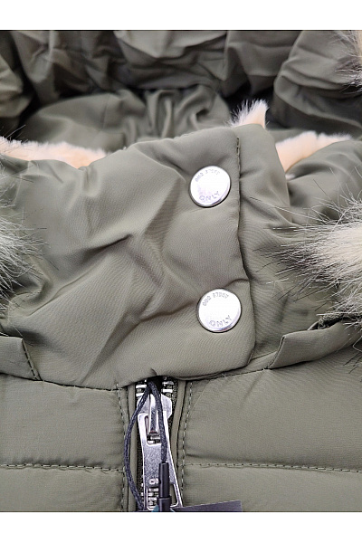 ONLY Dámská prošívaná zimní bunda s kapucí a kožešinou khaki | ONLY | obrázek 6
