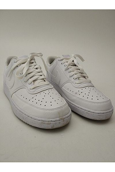 Nike tenisky Dámské bílé šněrovací s kulatou špičkou volnočasové Velikost US 9.5 | Nike | obrázek 2