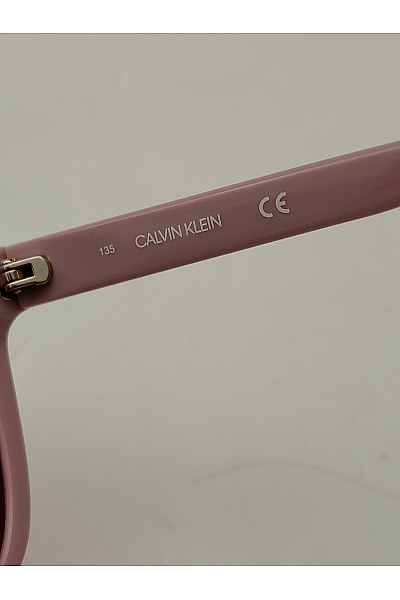 Calvin Klein Červené sluneční brýle oversized | Calvin Klein | obrázek 6
