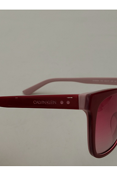 Calvin Klein Červené sluneční brýle oversized | Calvin Klein | obrázek 8