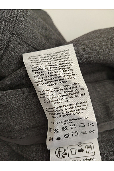 VERO MODA Šedé elegantní společenské kalhoty s širokými nohavicemi a puky Velikost EU M/32 | VERO MODA | obrázek 9