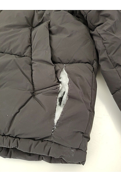 ONLY Dámská černá prošívaná puffer bunda s kapucí Vel. M | ONLY | obrázek 3
