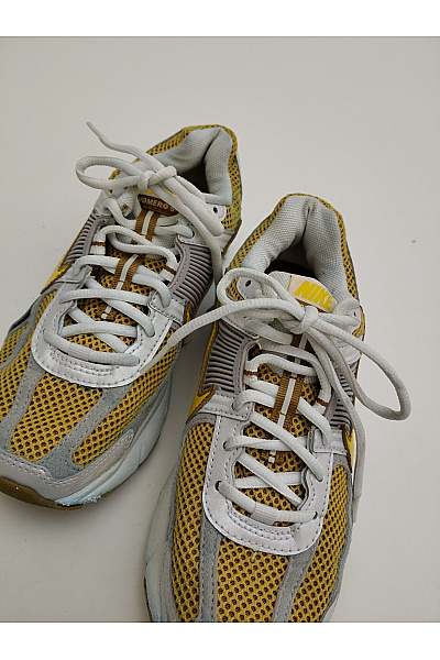 Nike Dámské tenisky Wmns Zoom Vomero 5 Žluté Šedé Bílé Vel. US 6.5 | Nike | obrázek 6