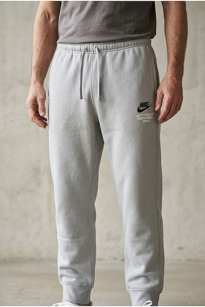 Nike Pánské šedé Bavlněné Tepláky S Potiskem A Gumou Na Nohavicích Velikost L