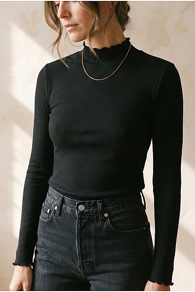 Dámský černý Crop Top S Dlouhým Rukávem A Stojáčkem Basic Vel. XS